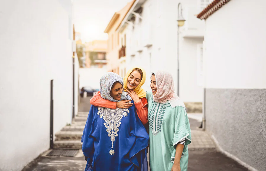 Comment s'habiller au Maroc pour des occasions festives ?